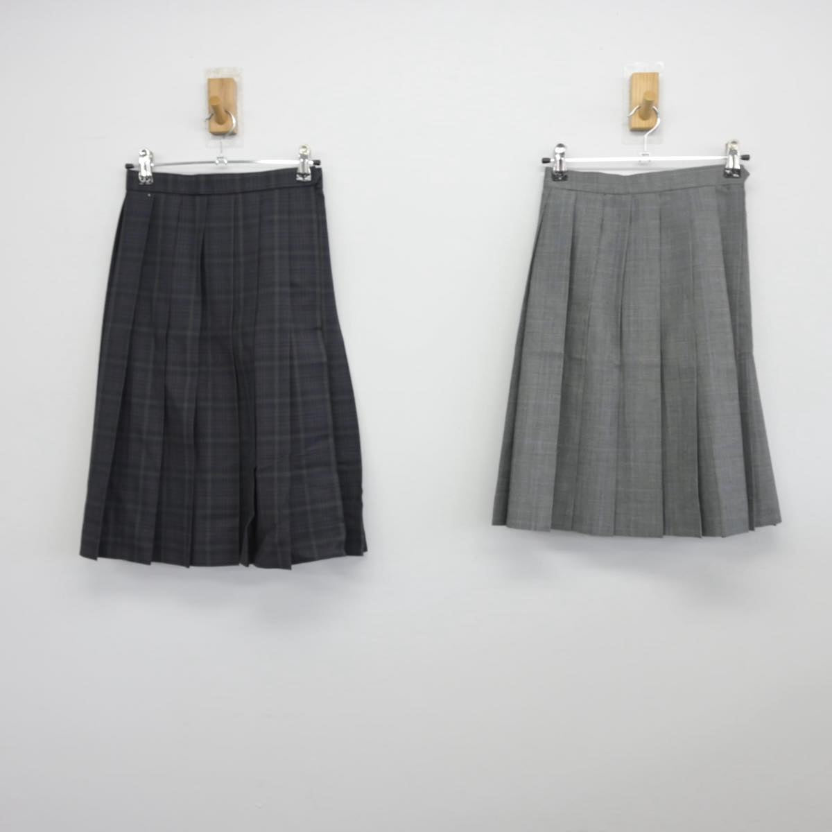 【中古】東京都 武蔵野市立第五中学校 女子制服 2点（スカート・スカート）sf031050