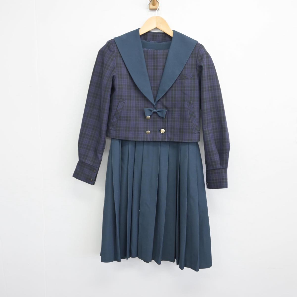 【中古】鹿児島県 鹿児島市立皇徳寺中学校 女子制服 2点（ブレザー・ジャンパースカート）sf031079