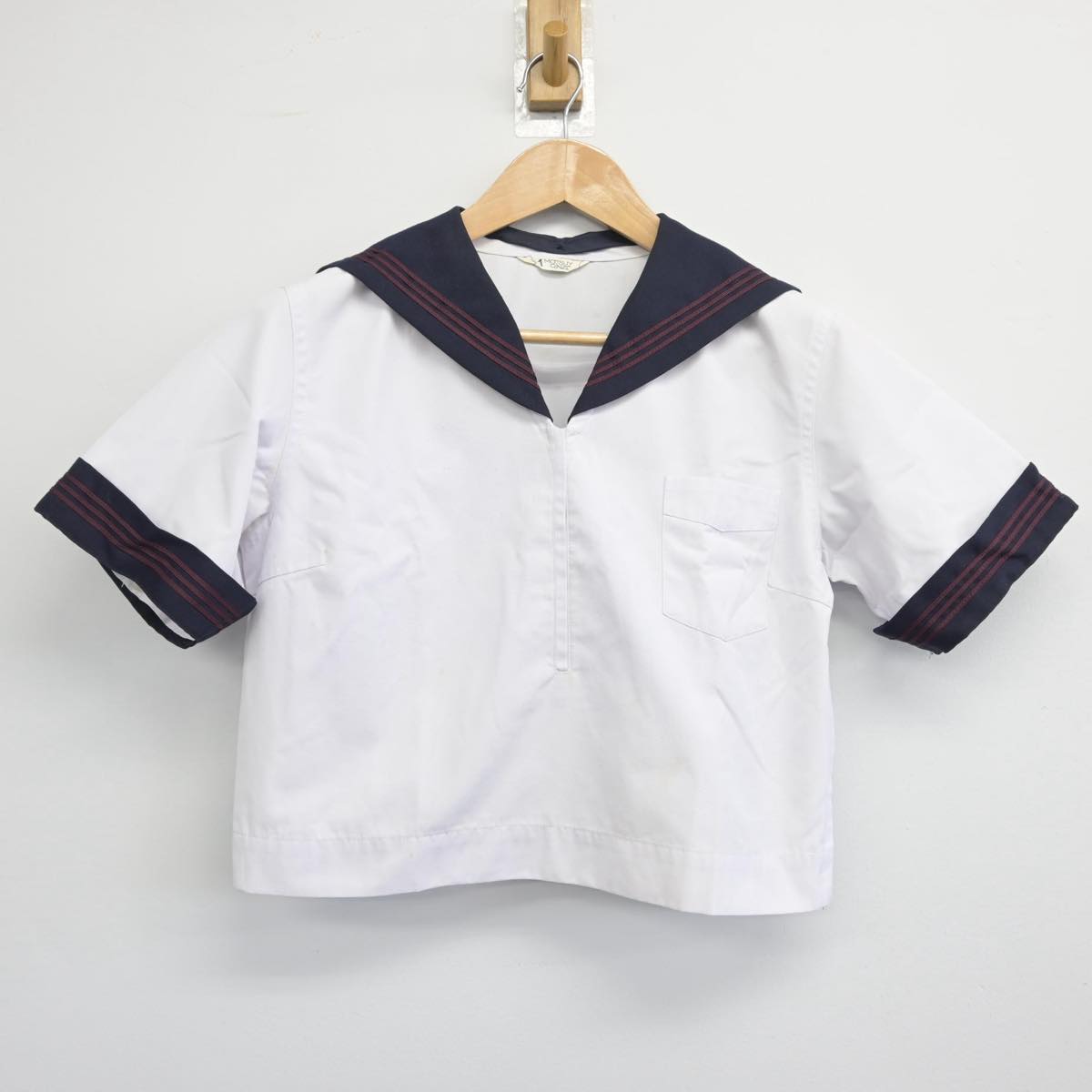 【中古】神奈川県 北鎌倉女子学園高等学校 女子制服 2点（セーラー服・シャツ）sf031094