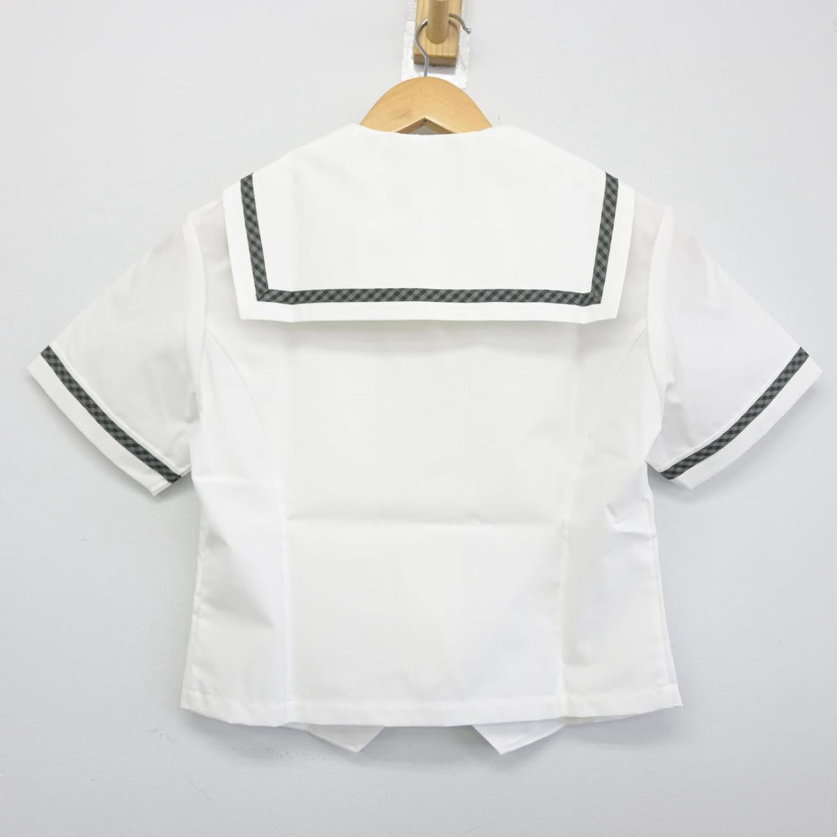 【中古】長野県 佐久長聖高等学校 女子制服 2点（セーラー服）sf031100