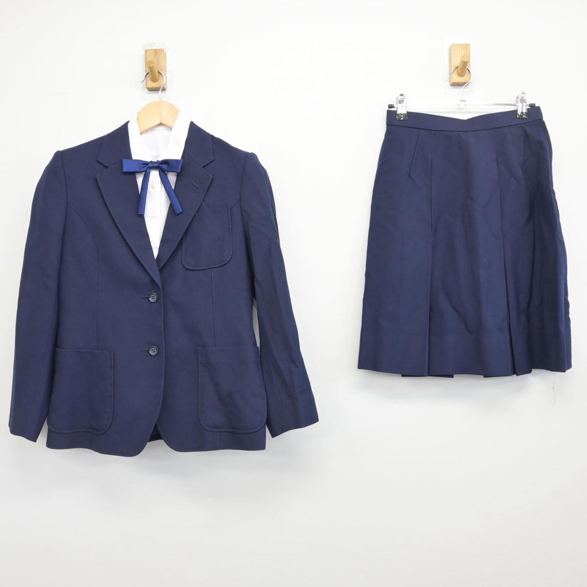 【中古】宮城県 東向陽台中学校 女子制服 4点（ブレザー・シャツ・スカート）sf031101