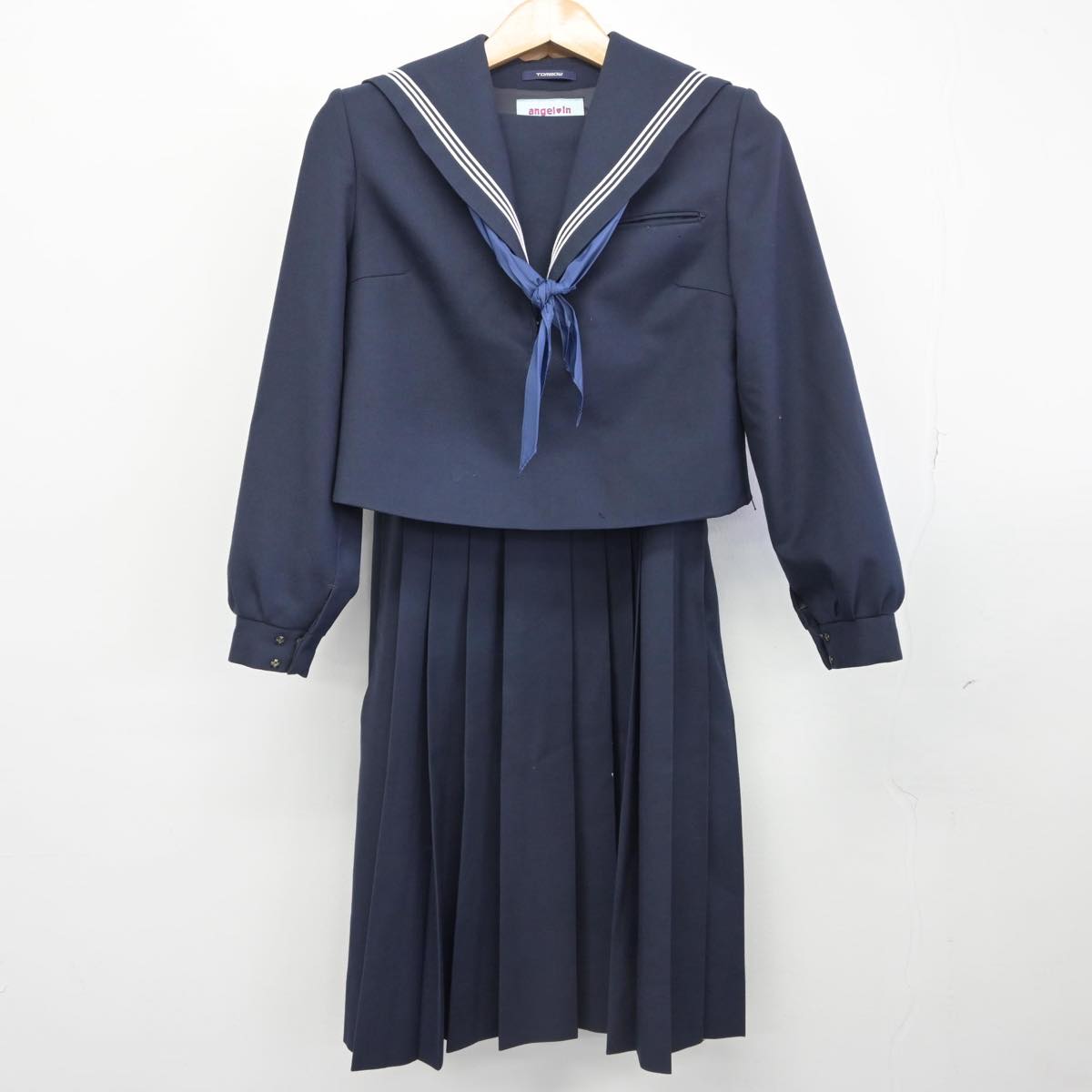 【中古】福岡県 西陵中学校 女子制服 3点（セーラー服・ジャンパースカート）sf031114