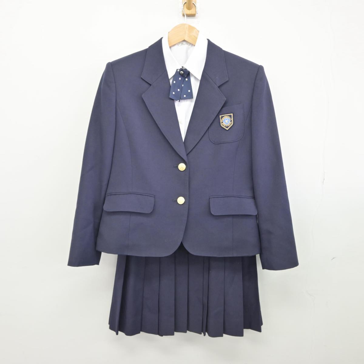 【中古】栃木県 宇都宮短期大学附属中学・高等学校 女子制服 4点（ブレザー・シャツ・スカート）sf031129