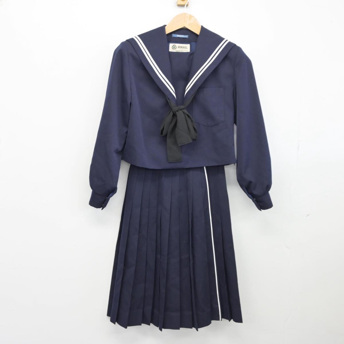 【中古】愛知県 葵中学校 女子制服 3点（セーラー服・スカート）sf031257