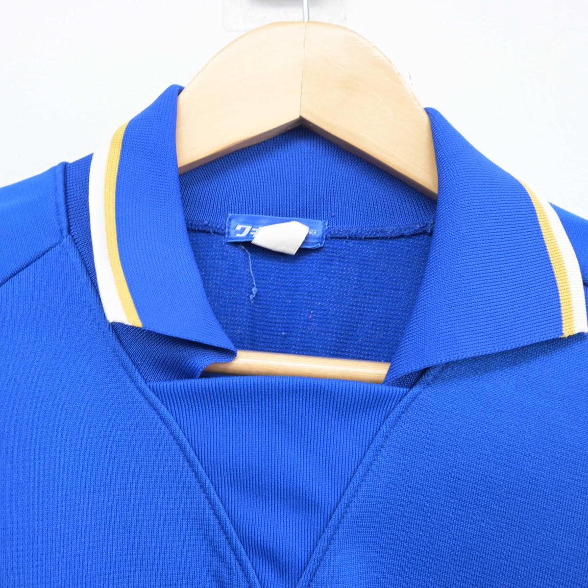 【中古】大阪府 貝塚市立第一中学校 女子制服 1点（ジャージ 上）sf031357