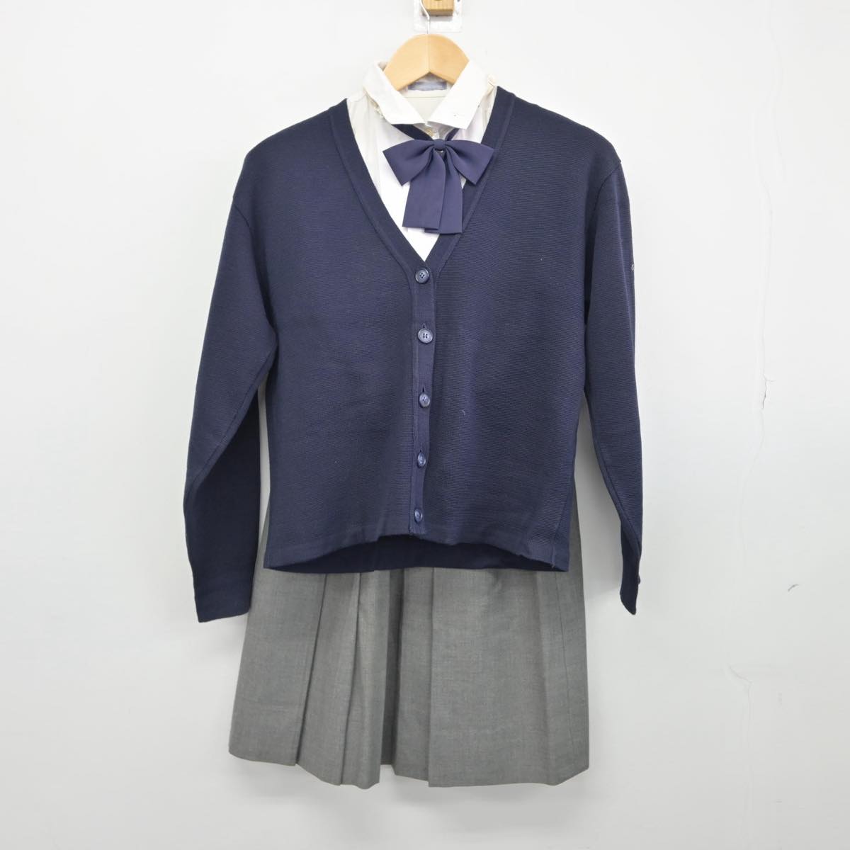 中古】大阪府 四天王寺高等学校 女子制服 5点（ブレザー・ニット・シャツ・スカート）sf031362 | 中古制服通販パレイド