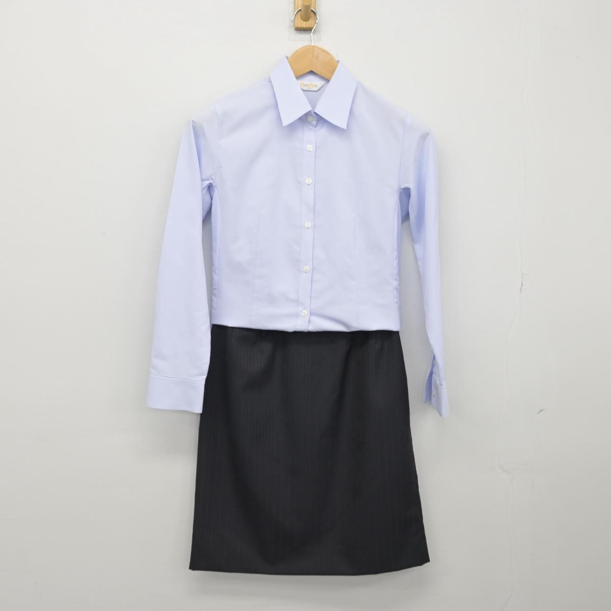 【中古】 事務服 女子制服 3点（シャツ・スカート・ズボン）sf031408