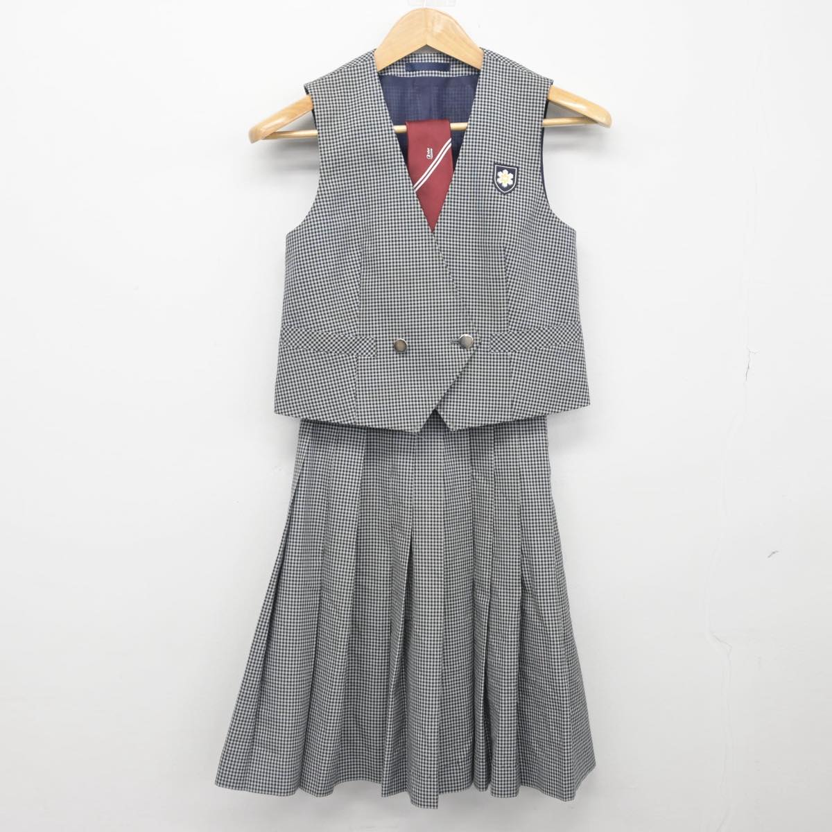 【中古】東京都 雪谷中学校 女子制服 3点（ベスト・スカート）sf031415