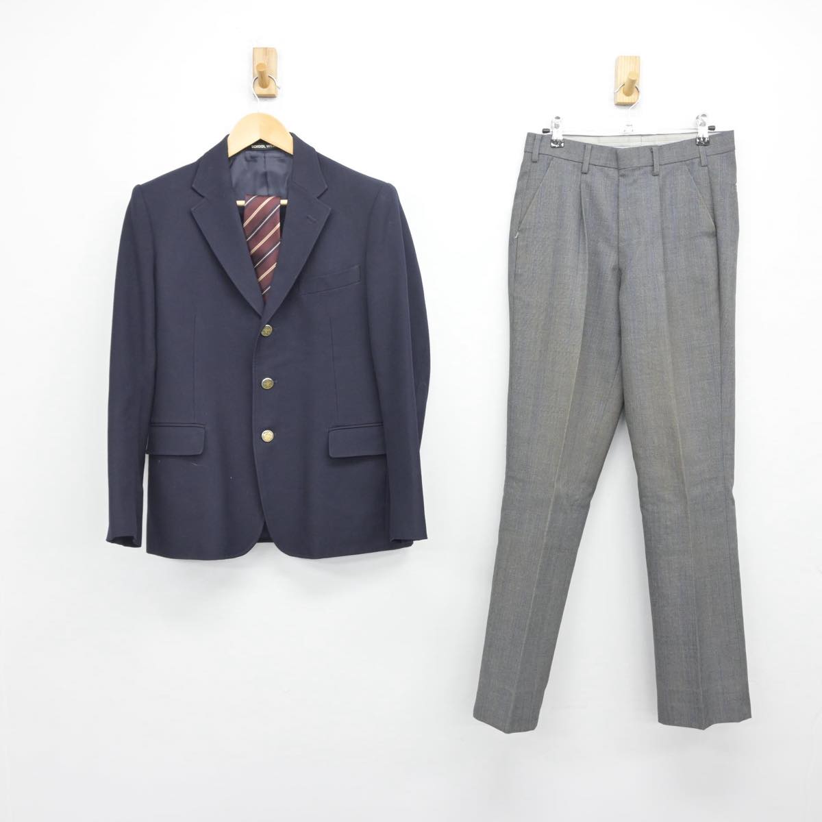 【中古】東京都 八王子七国中学校 男子制服 3点（ブレザー・ズボン）sf031425