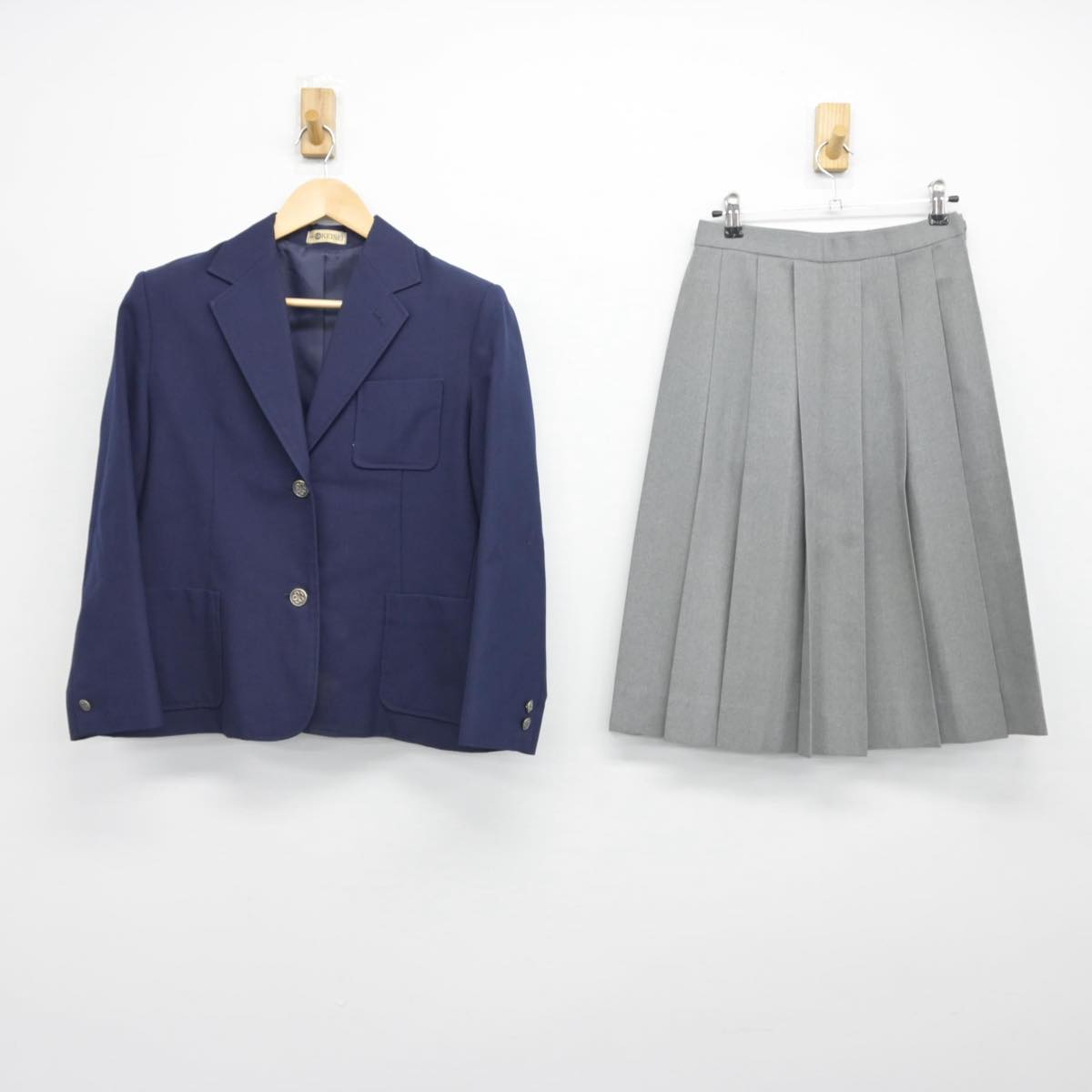 中古】茨城県 水戸桜ノ牧高等学校 女子制服 2点（ブレザー・スカート）sf031437 | 中古制服通販パレイド