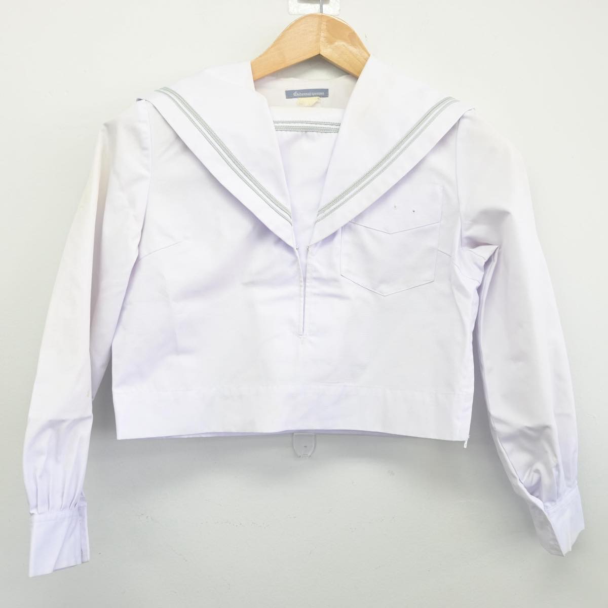 【中古】大阪府 四天王寺中学校 女子制服 2点（セーラー服・ニット）sf031458