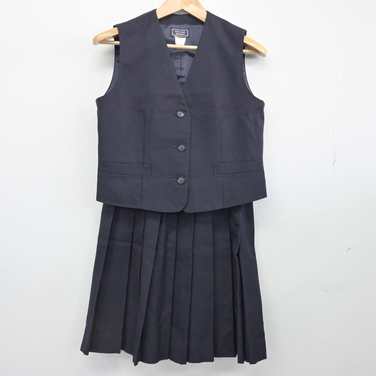 【中古】埼玉県 朝霞高等学校 女子制服 3点（ブレザー・ベスト・スカート）sf031472