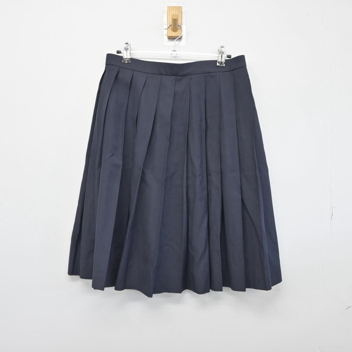 【中古】埼玉県 朝霞高等学校 女子制服 2点（ベスト・スカート）sf031473