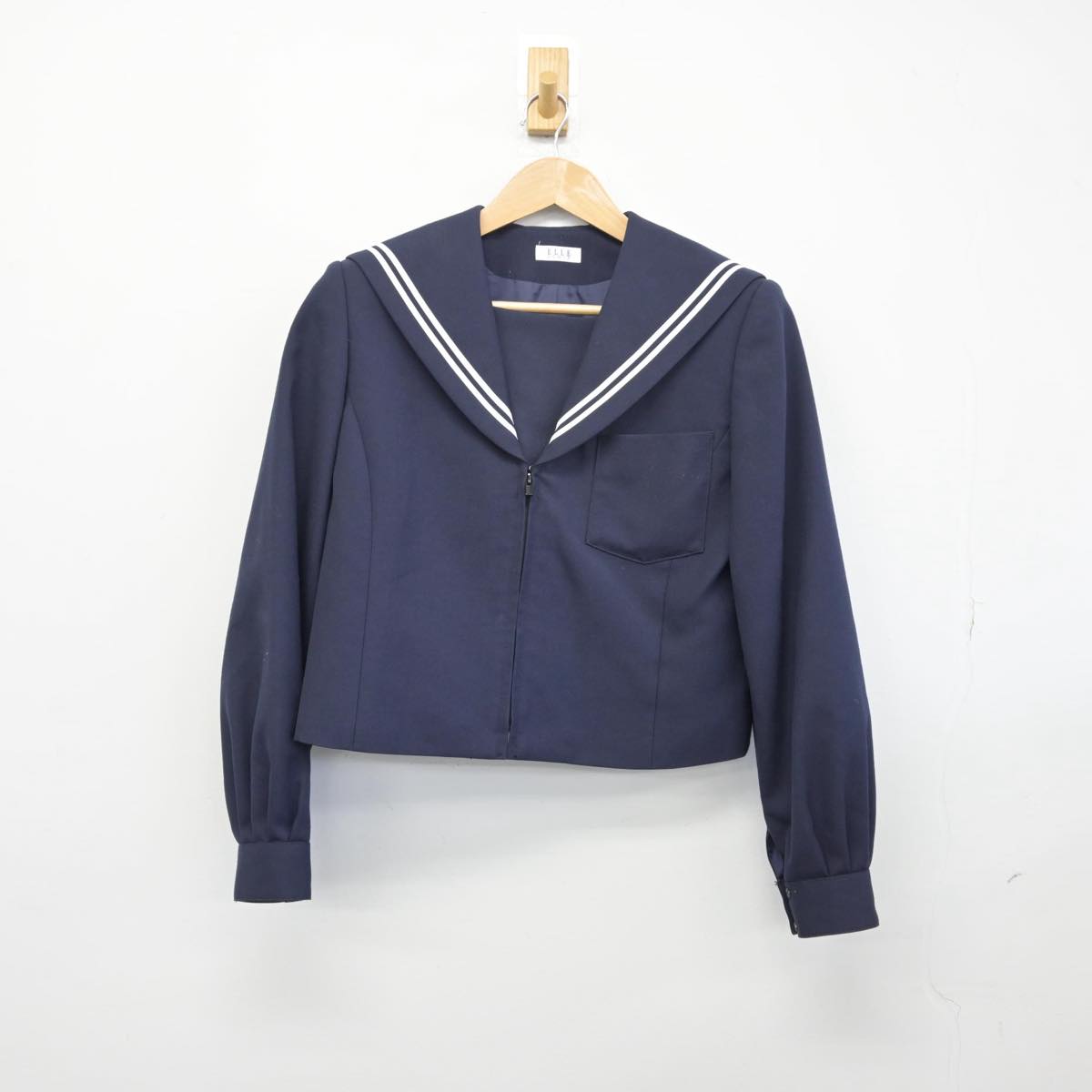 【中古】愛知県 長久手中学校 女子制服 2点（セーラー服・スカート）sf031491