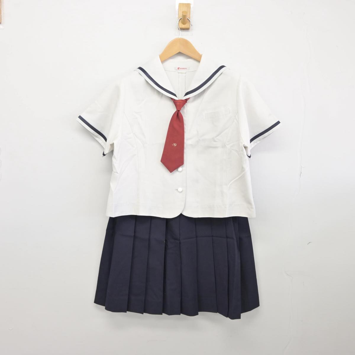 【中古】東京都 東京家政大学付属女子中学校・高等学校 女子制服 3点（セーラー服・スカート）sf031519