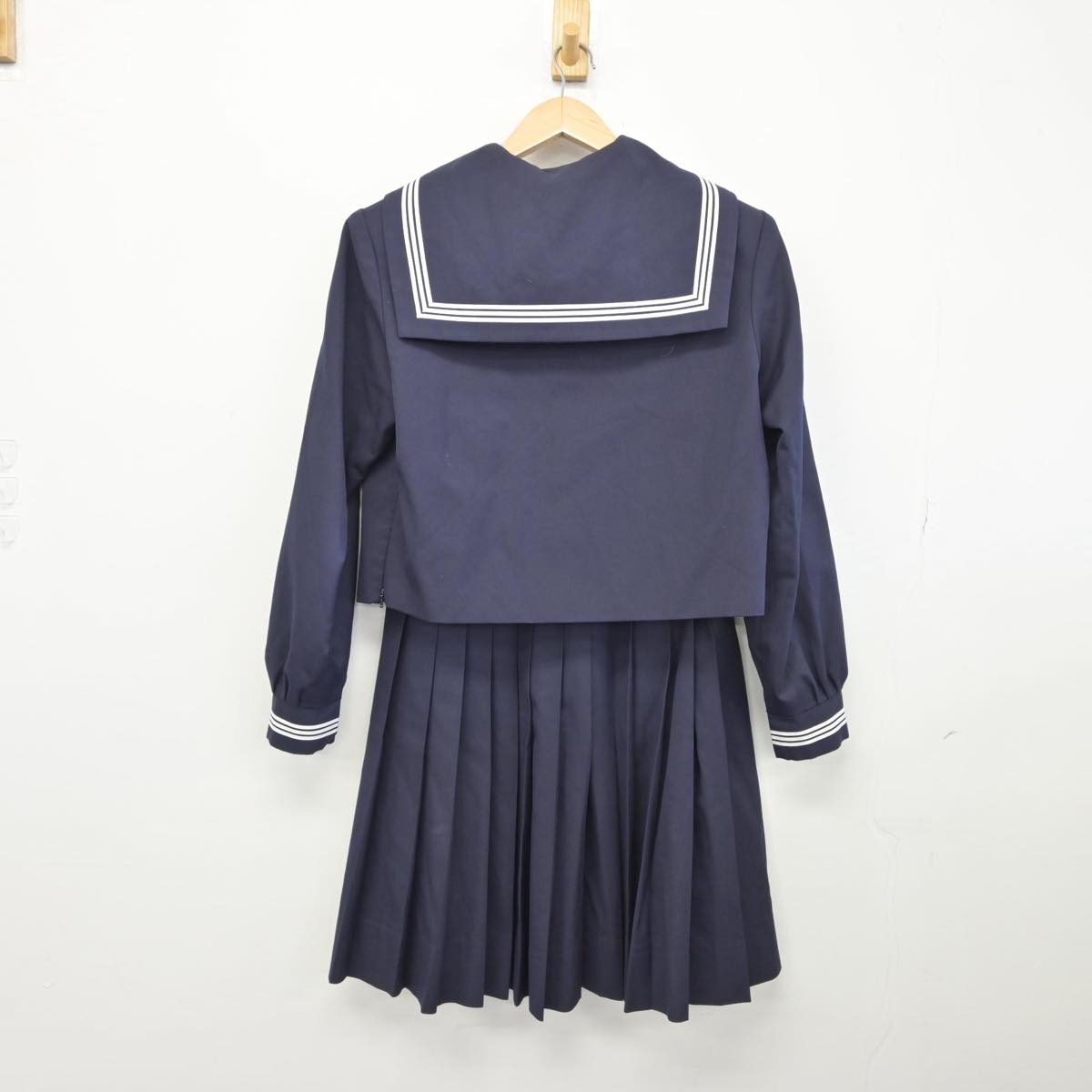 【中古】兵庫県 加古川東高等学校 女子制服 4点（ニット・セーラー服・スカート）sf031554