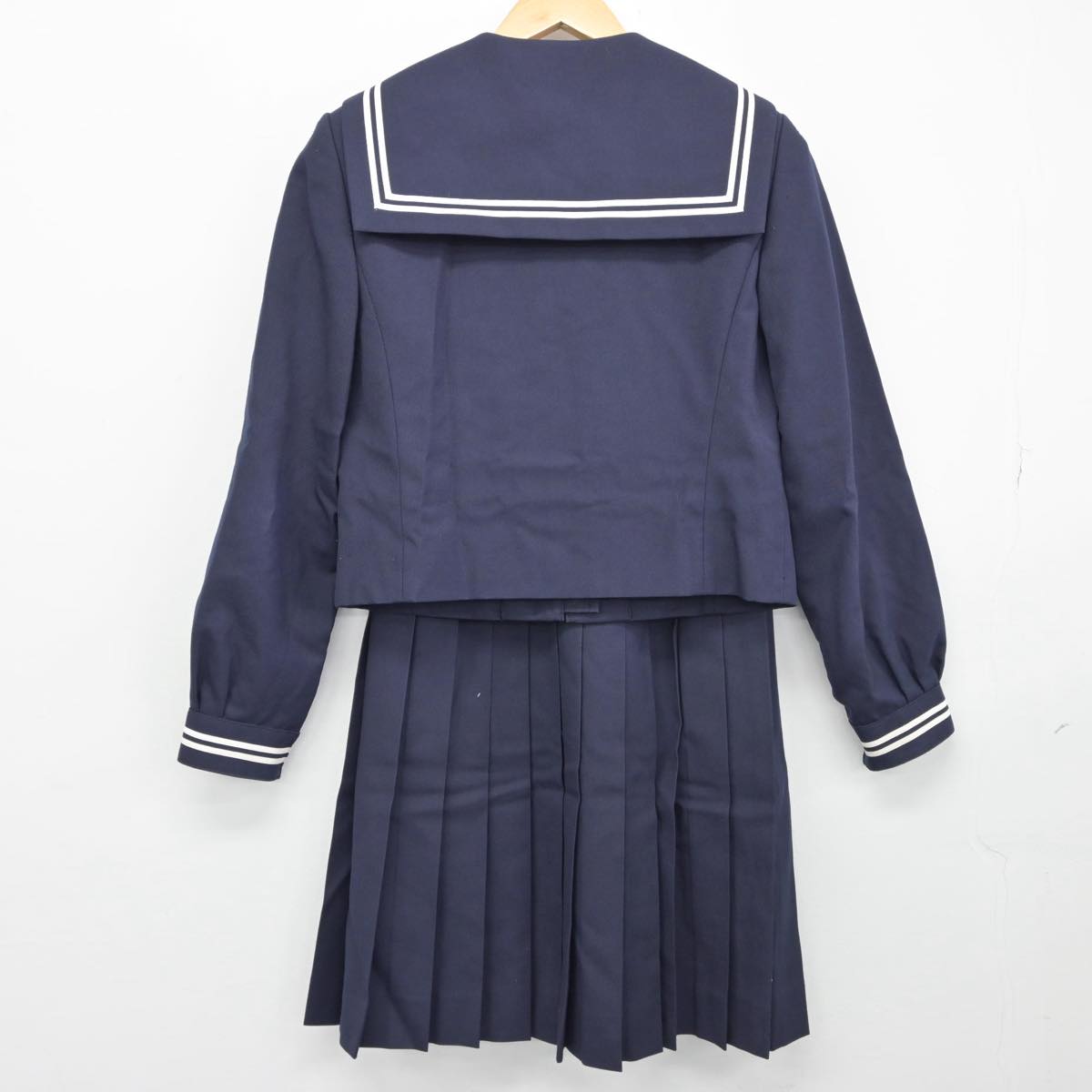 【中古】青森県 青森市立西中学校 女子制服 3点（セーラー服・スカート）sf031661