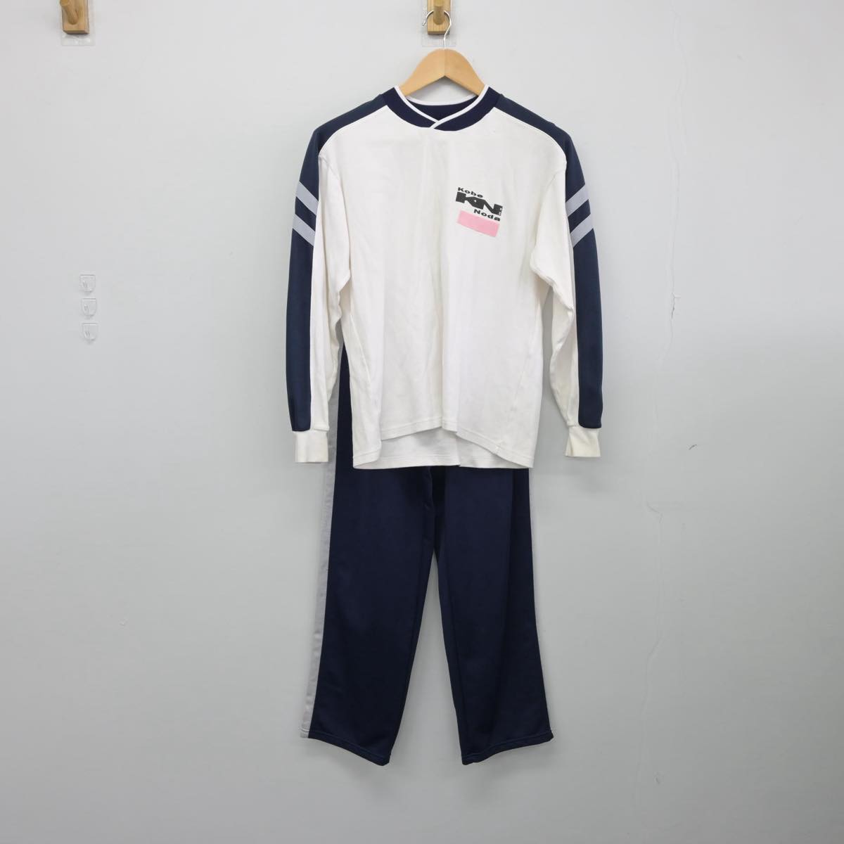 【中古】兵庫県 神戸野田高等学校 女子制服 3点（ジャージ 上・体操服 上・ジャージ 下）sf031677