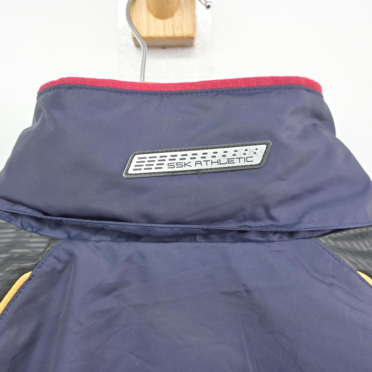 【中古】大阪府 信太高等学校 女子制服 1点（ジャージ 上）sf031701