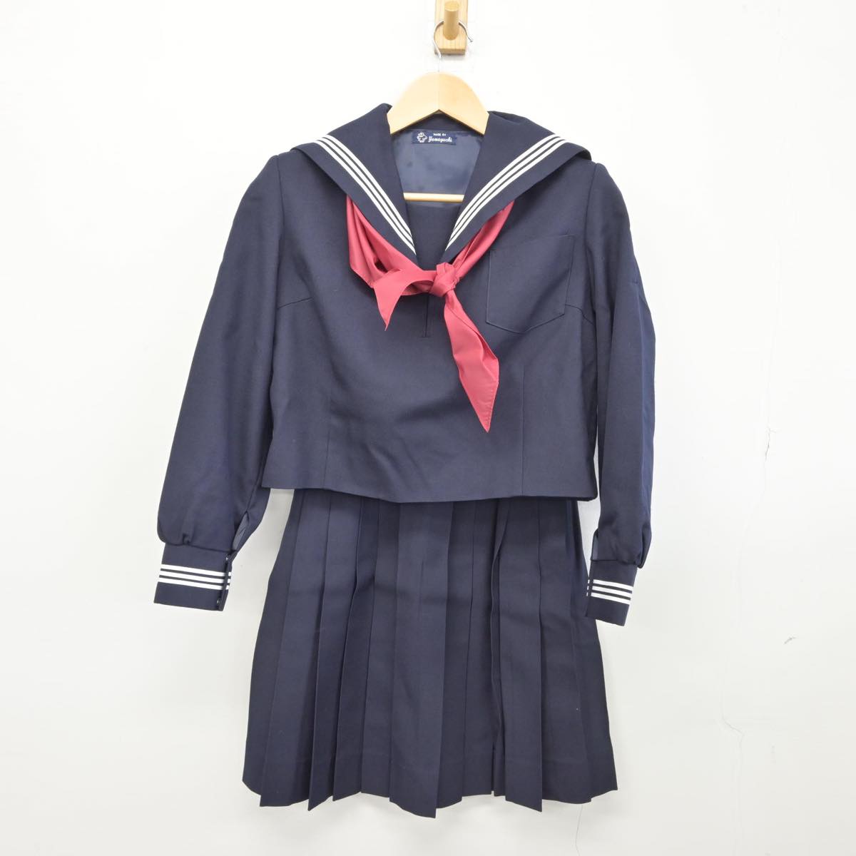 【中古】埼玉県 本庄高等学校 女子制服 3点（セーラー服・スカート）sf031714