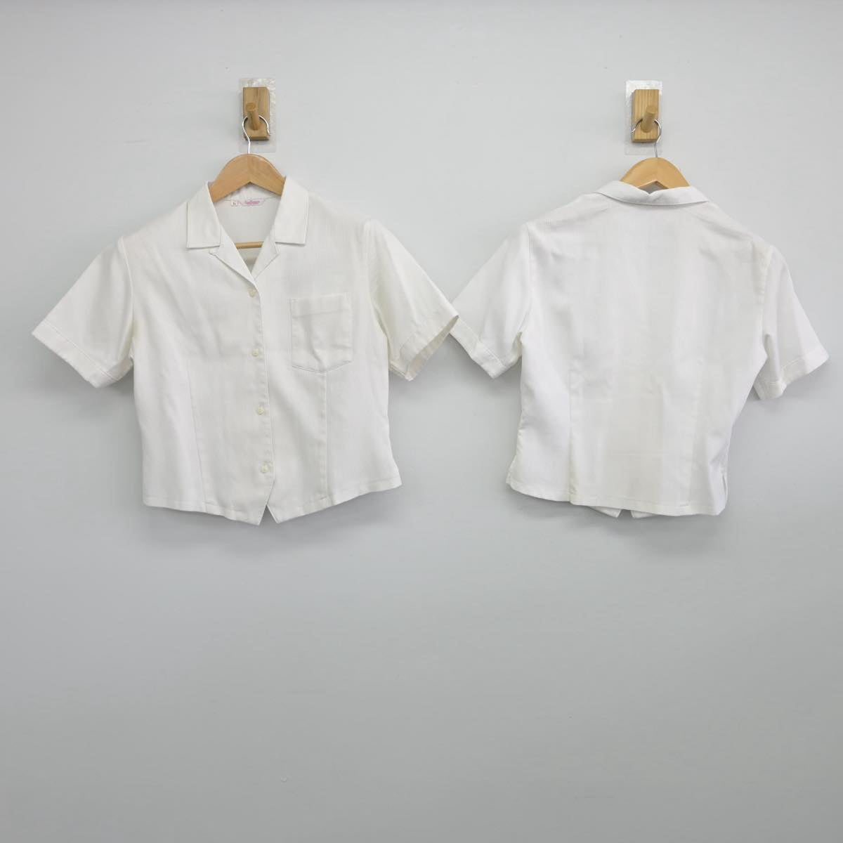 【中古】愛媛県 拓南中学校 女子制服 2点（シャツ・シャツ）sf031766