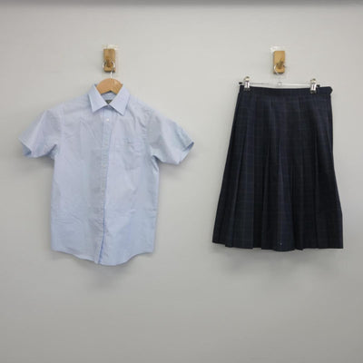 【中古】東京都 葛飾区立立石中学校 女子制服 2点（シャツ・スカート）sf031835