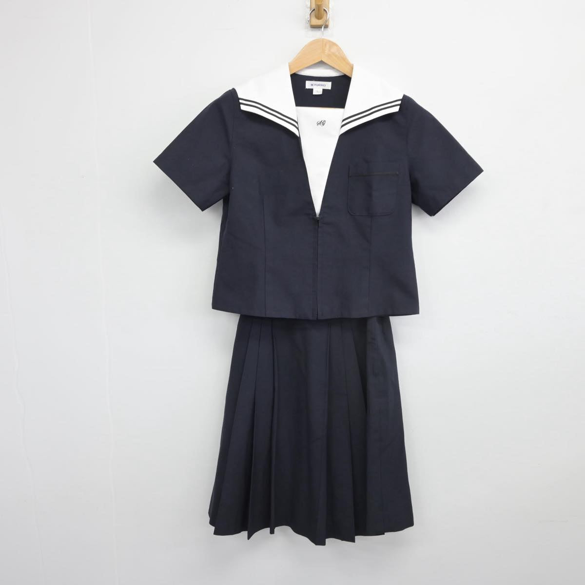 【中古】奈良県 聖心学園中等教育学校 女子制服 4点（セーラー服・セーラー服）sf031866