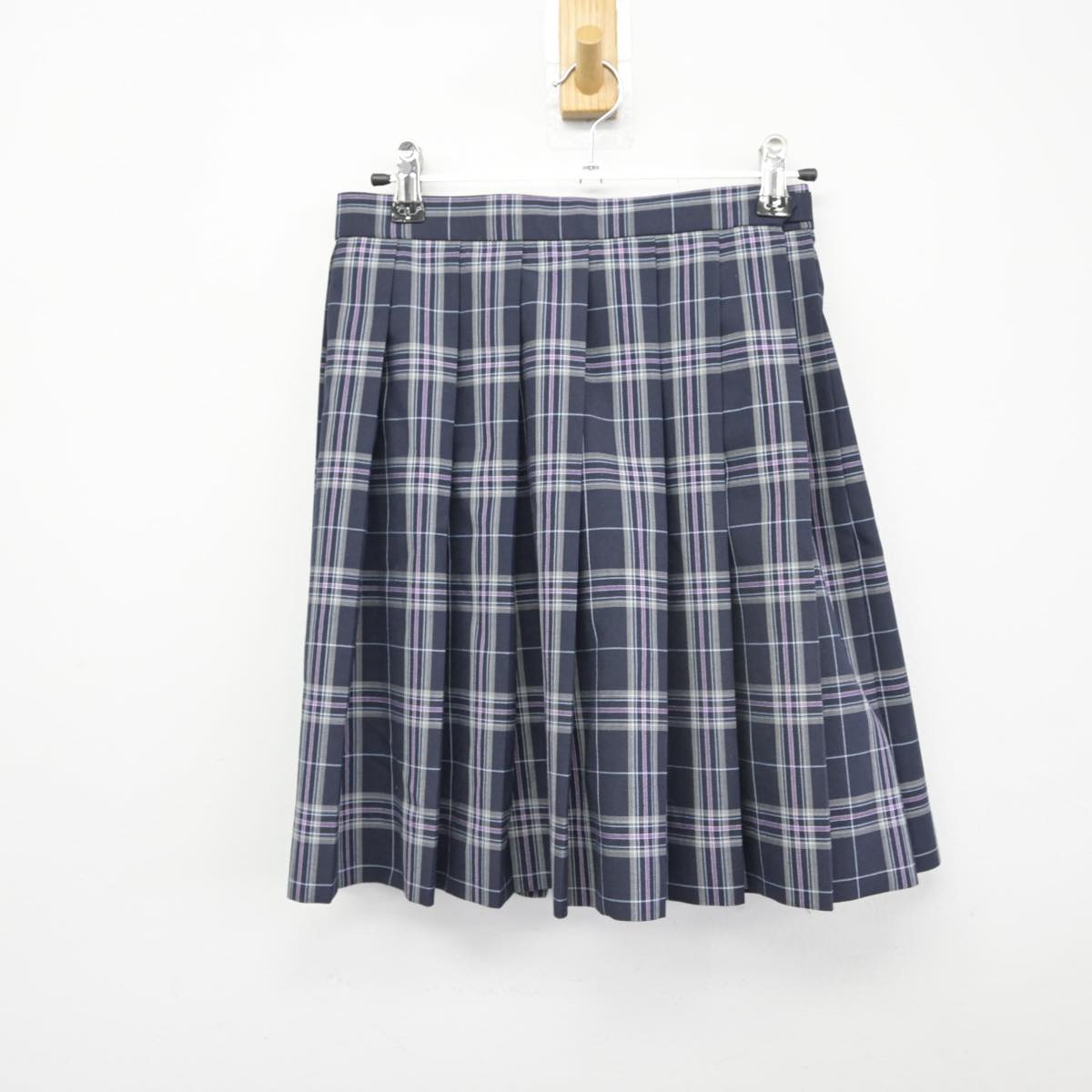 【中古】北海道 N高等学校 女子制服 2点（シャツ・スカート）sf031880