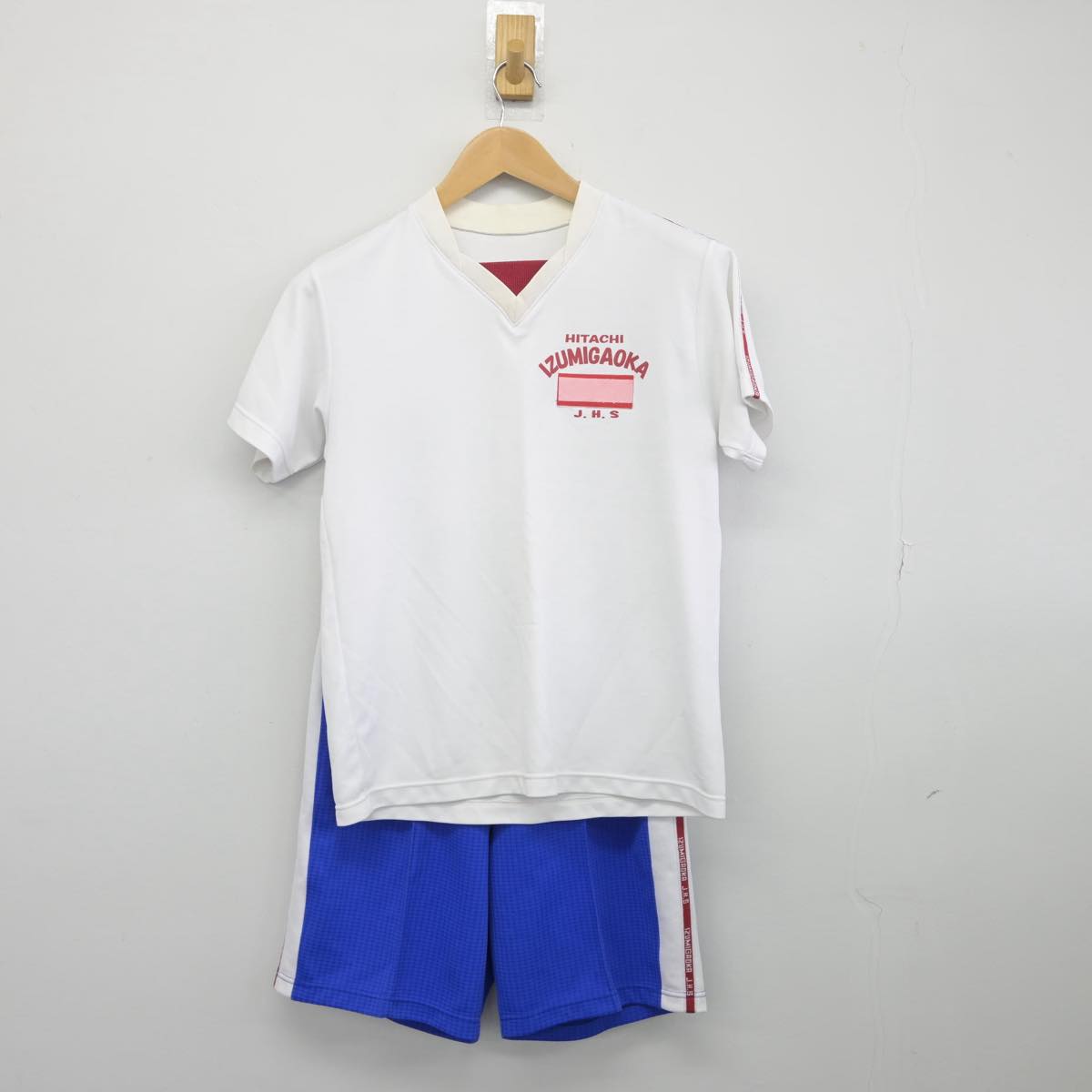 【中古】茨城県 泉丘中学校 女子制服 2点（体操服 上・体操服 下）sf031939