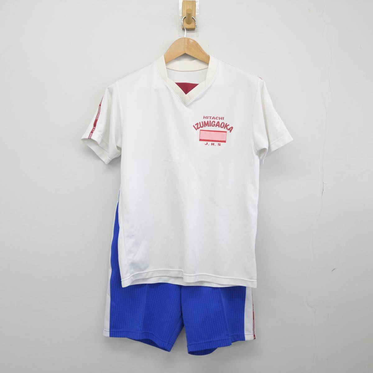 【中古】茨城県 泉丘中学校 女子制服 2点（体操服 上・体操服 下）sf031942