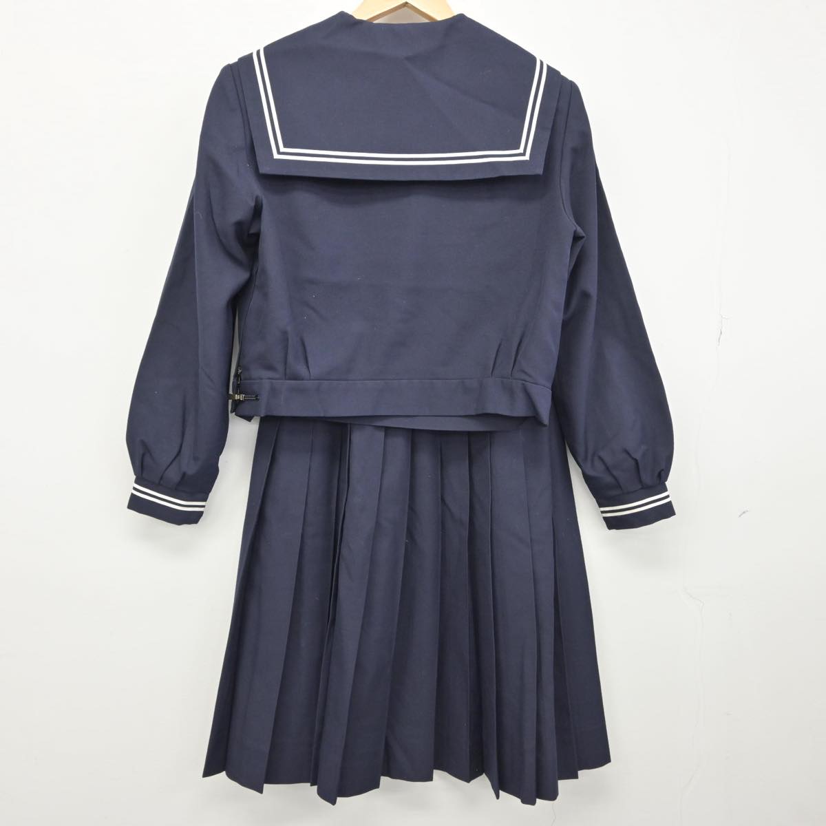 【中古】石川県 森本中学校 女子制服 3点（セーラー服・スカート）sf031970