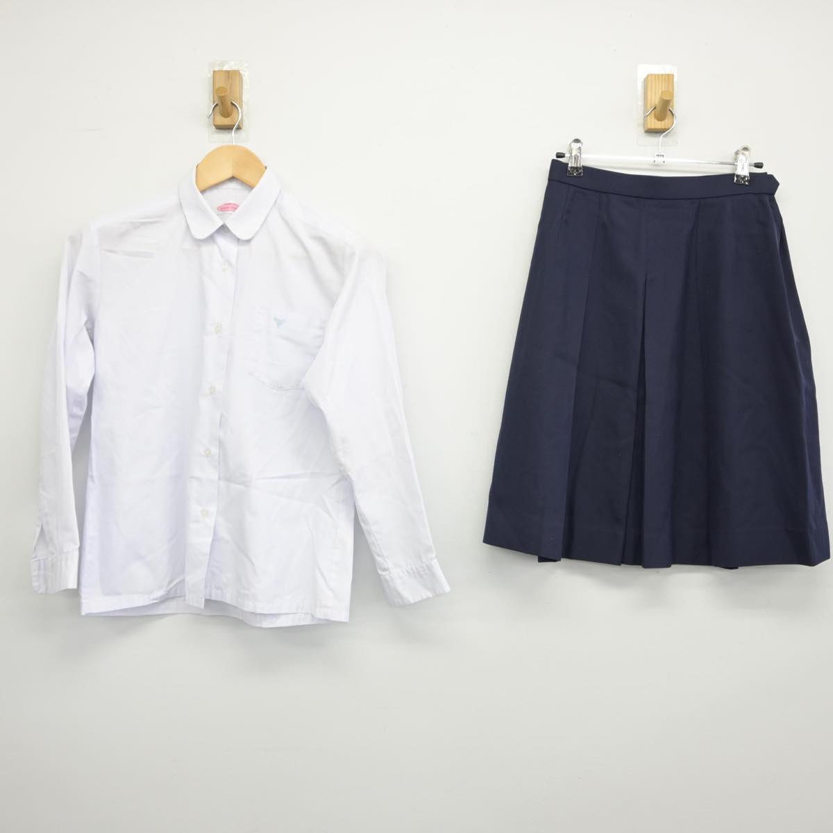 【中古】石川県 金沢桜丘高等学校 女子制服 3点（シャツ・シャツ・スカート）sf031972