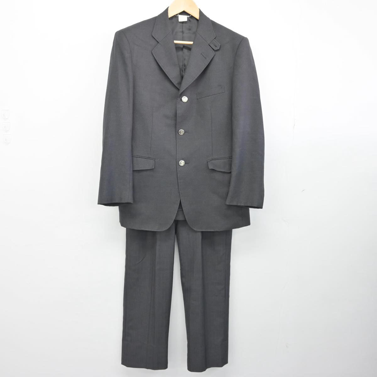 【中古】三重県 三重県立神戸高等学校 男子制服 3点（ブレザー・ニット・ズボン）sf031996