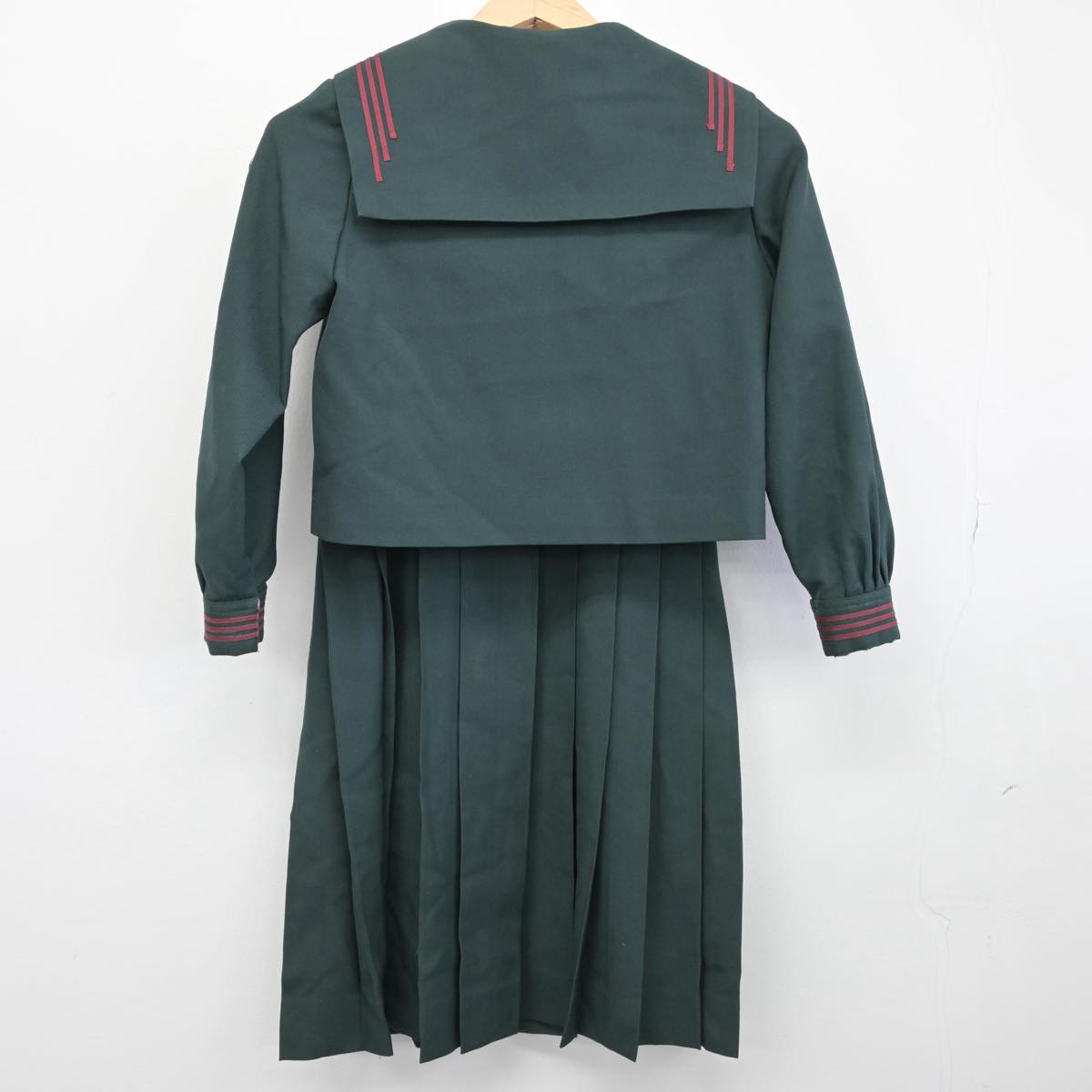 中古】千葉県 国府台女子学院 小学部 女子制服 2点（セーラー服・ジャンパースカート）sf032094 | 中古制服通販パレイド