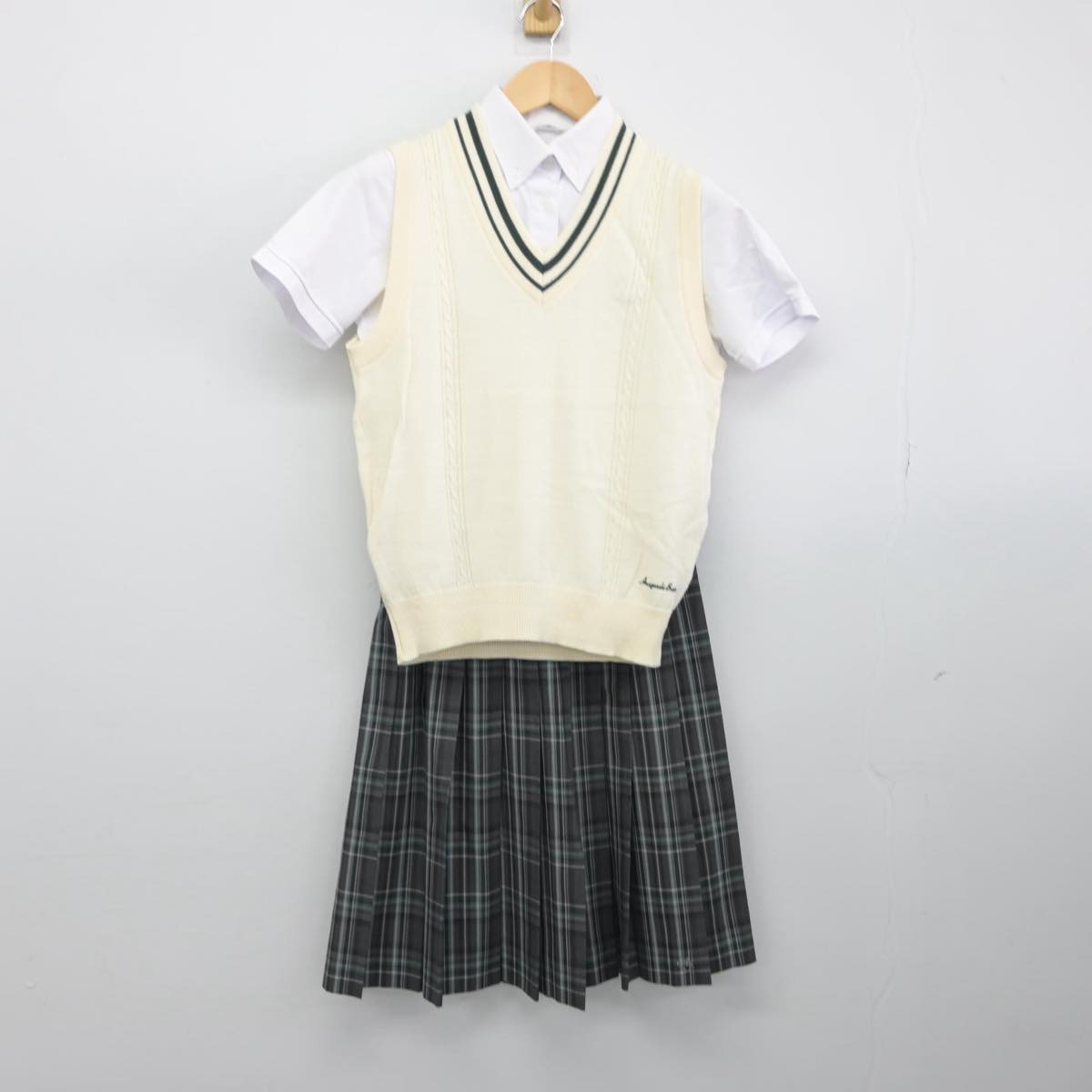 【中古】兵庫県 尼崎稲園高等学校 女子制服 4点（シャツ・ニットベスト・スカート）sf032136