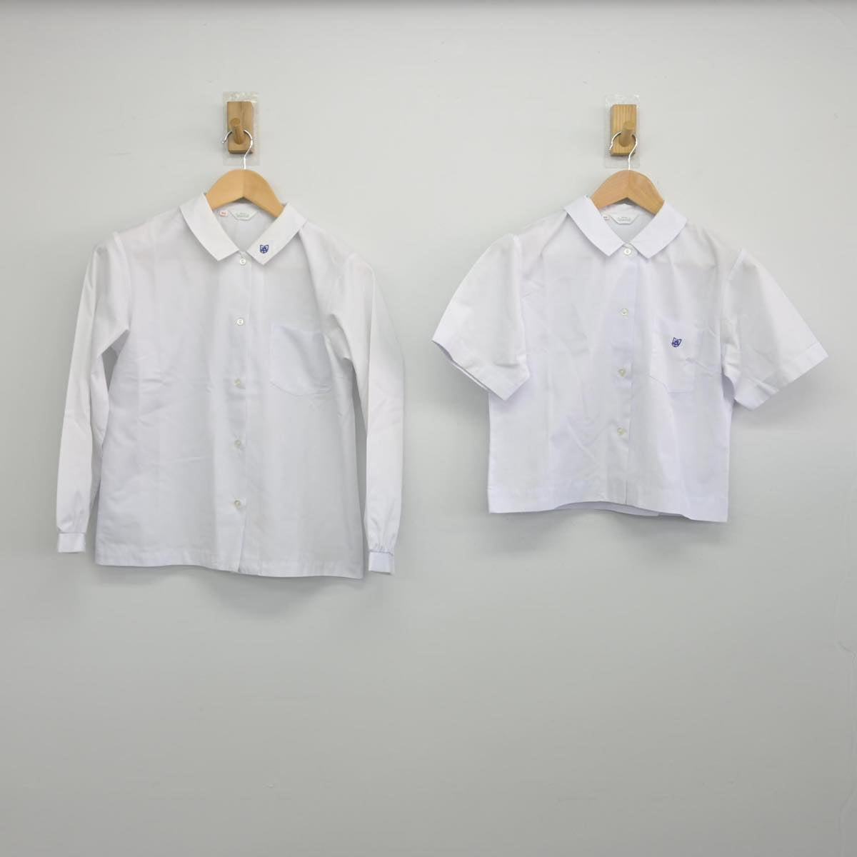 【中古】高知県 高知市立旭中学校 女子制服 2点（シャツ）sf032148