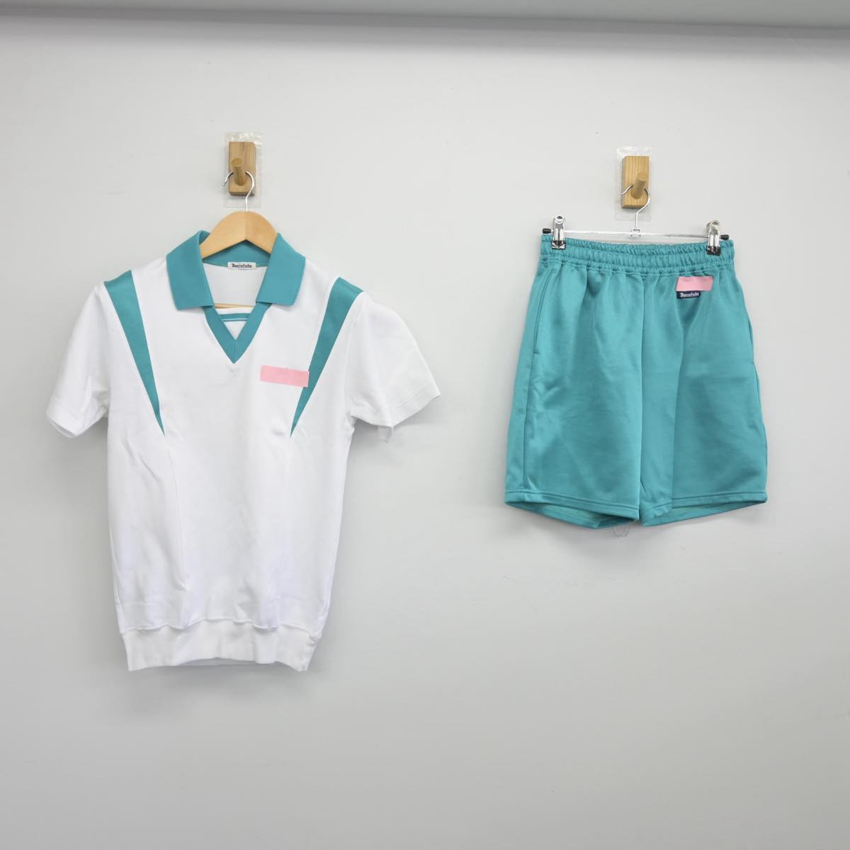 【中古】宮城県 尾道北高等学校 女子制服 2点（体操服 上・体操服 下）sf032197