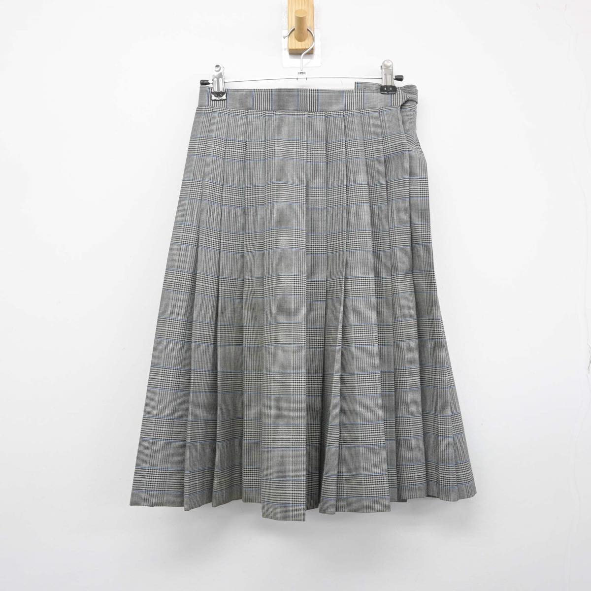 【中古】埼玉県 戸塚西中学校 女子制服 2点（ブレザー・スカート）sf032226