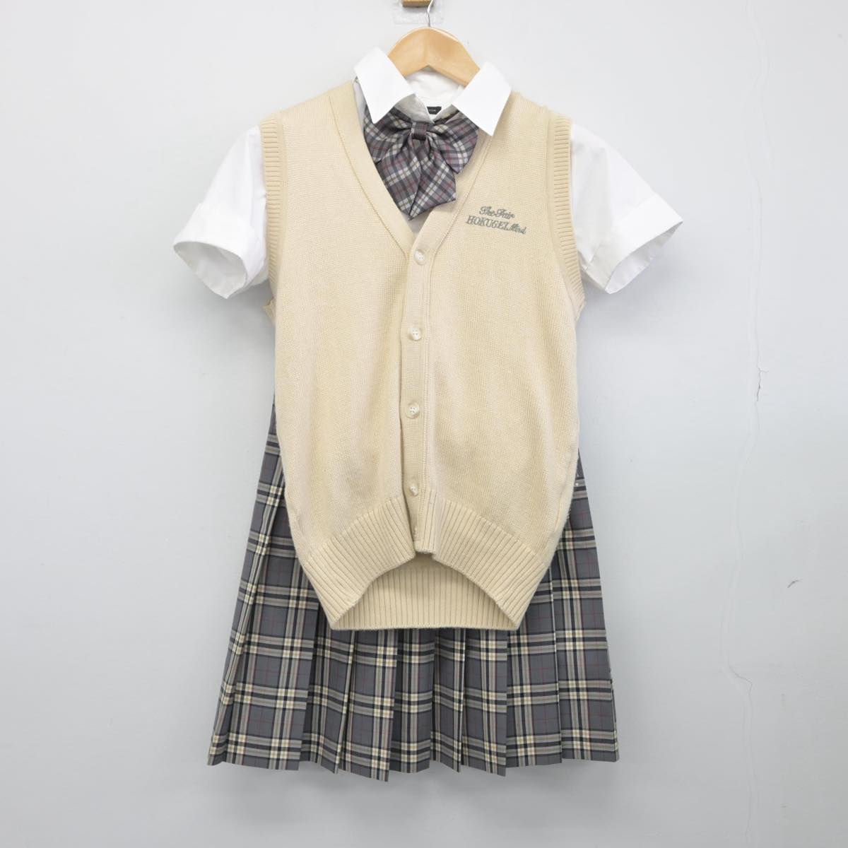 【中古】愛知県 北海道芸術高等学校 女子制服 4点（ニットベスト・シャツ・スカート）sf032284