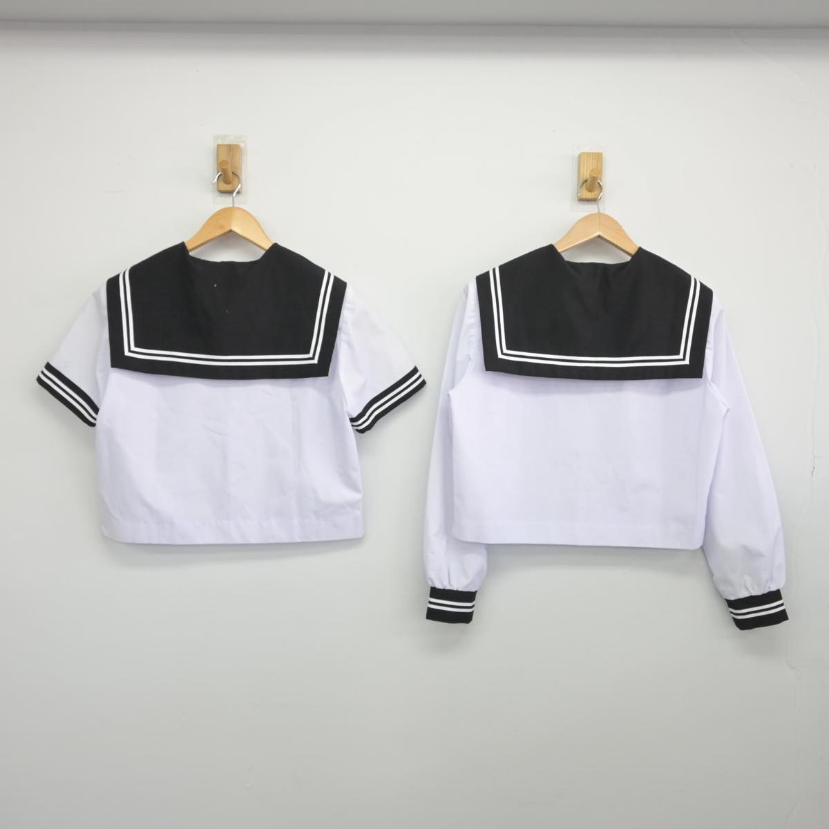 【中古】静岡県 北上中学校 女子制服 3点（セーラー服・スカート）sf032317