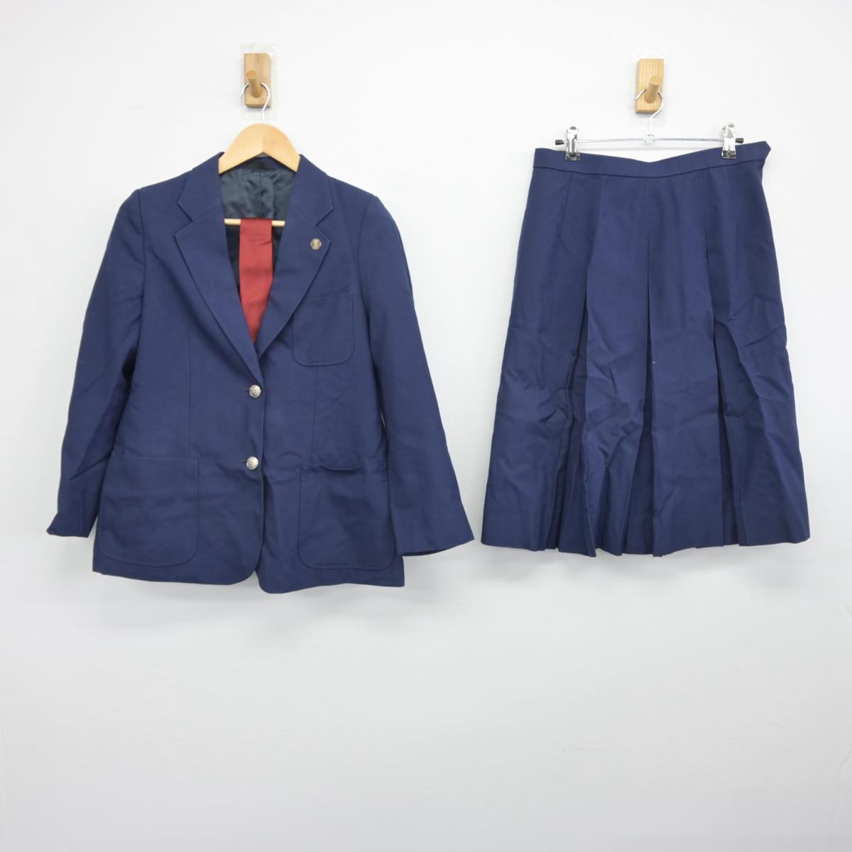 【中古】千葉県 浦安市立美浜中学校 女子制服 3点（ブレザー・スカート）sf032340