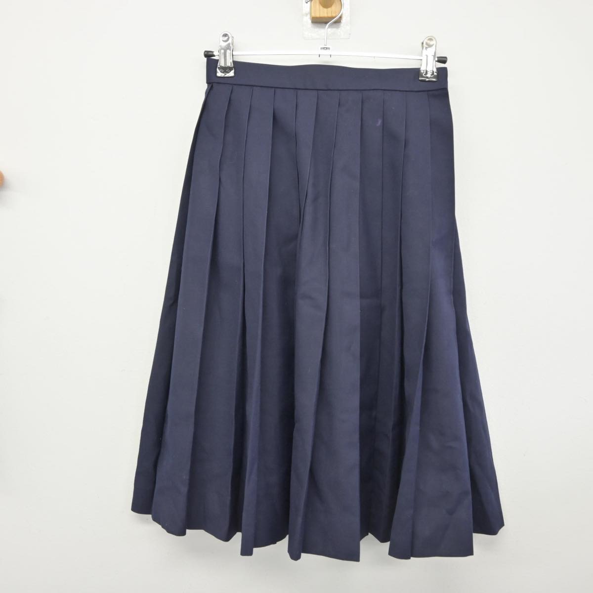 【中古】北海道 札幌市立陵陽中学校 女子制服 2点（ベスト・スカート）sf032343