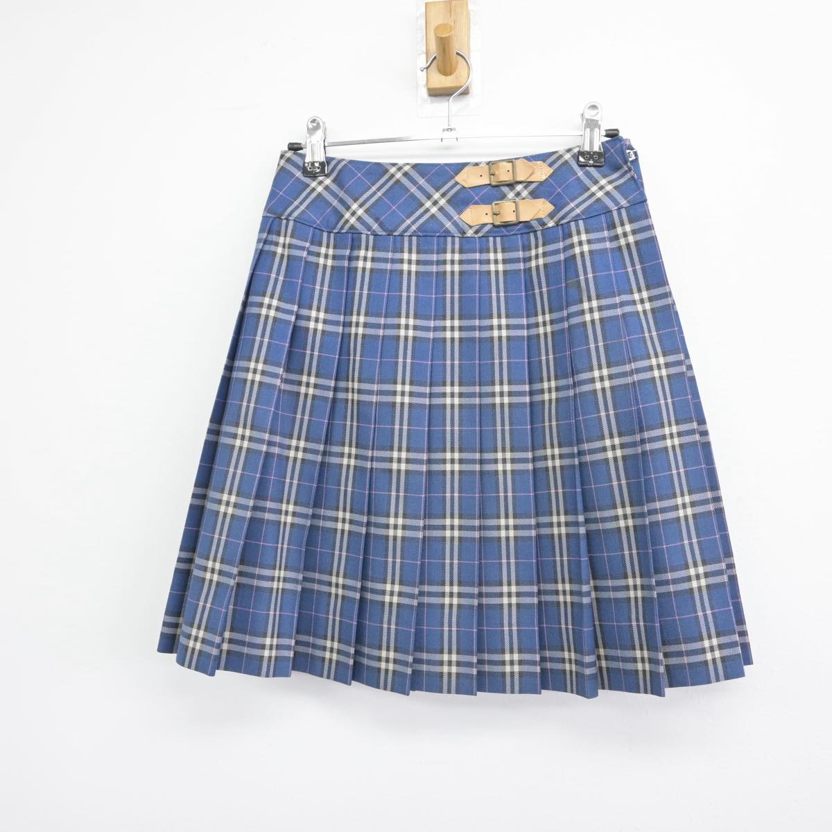 【中古】東京都 下北沢成徳高等学校 女子制服 3点（シャツ・ニット・スカート）sf032354