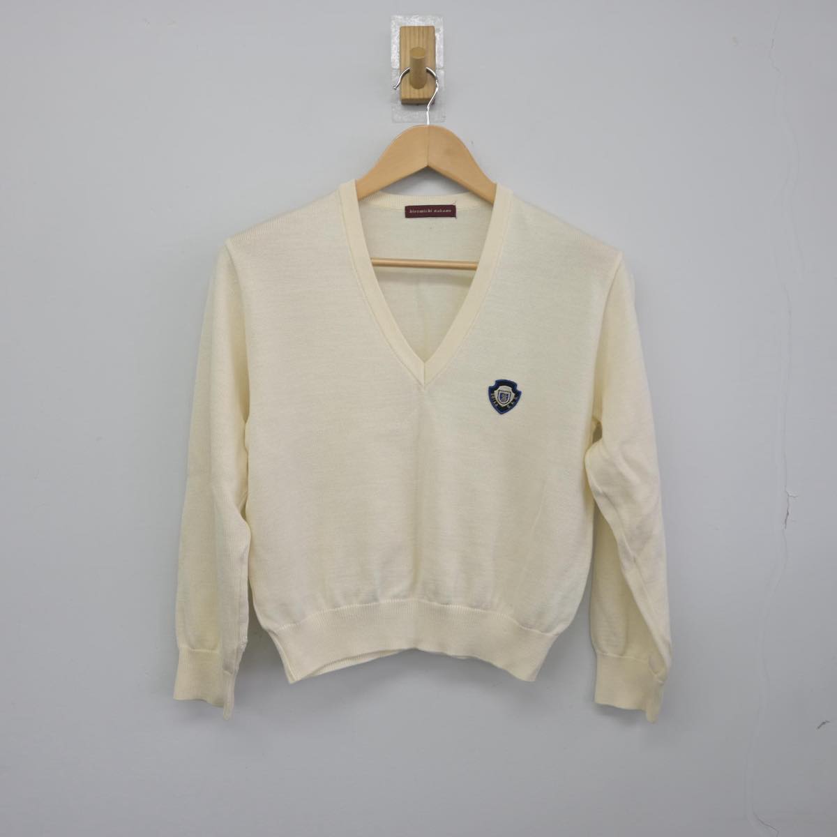 【中古】福岡県 精華女子高等学校 女子制服 3点（スカート・ニット・ジャンパースカート）sf032391