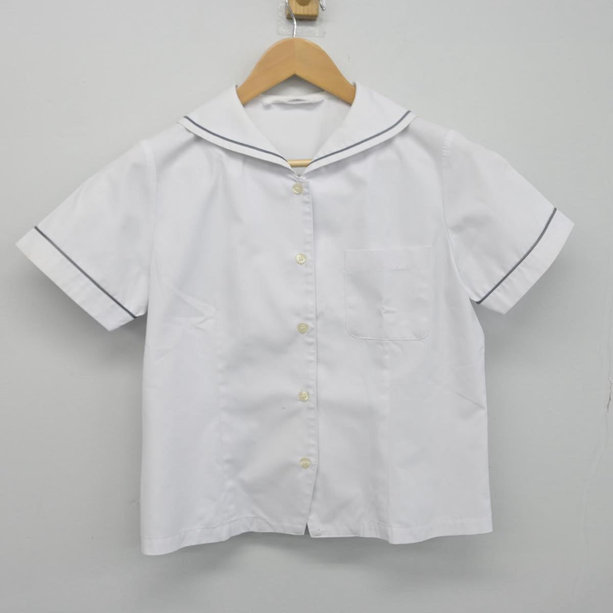 【中古】大阪府 梅花高等学校 女子制服 2点（シャツ・シャツ）sf032410