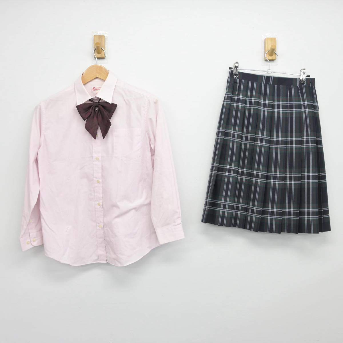 【中古】東京都 文京学院大学女子中学校・高等学校 女子制服 3点（シャツ・スカート）sf032426