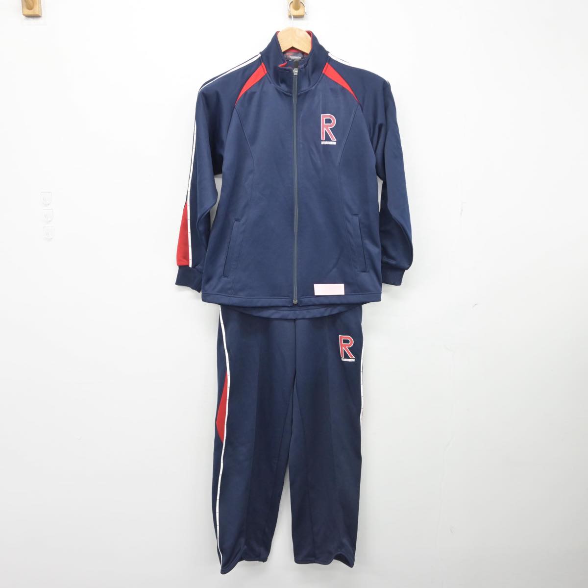 【中古】滋賀県 立命館守山中学校・高等学校 女子制服 2点（ジャージ 上・ジャージ 下）sf032430