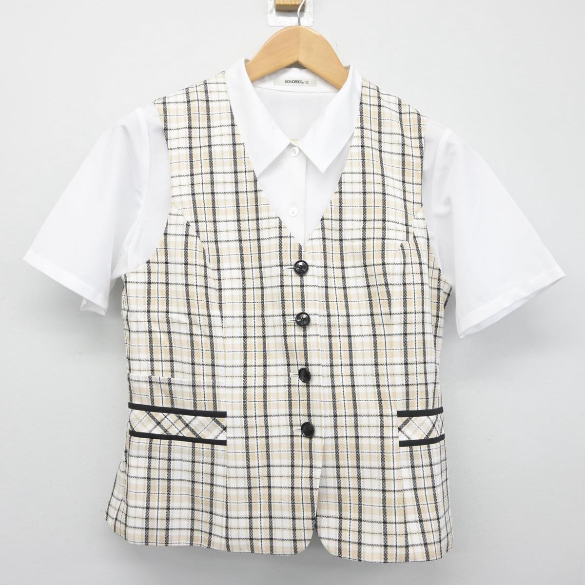 【中古】 事務服 女子制服 2点（ベスト・シャツ）sf032458