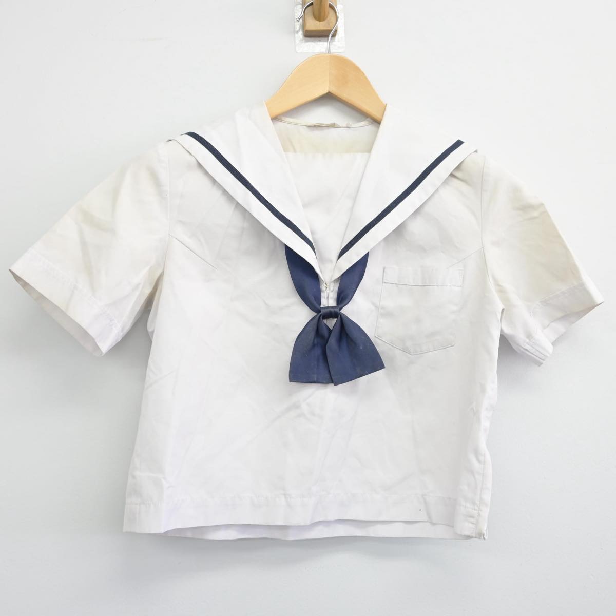 【中古】岡山県 一宮高等学校 女子制服 4点（ニットベスト・セーラー服・スカート）sf032540