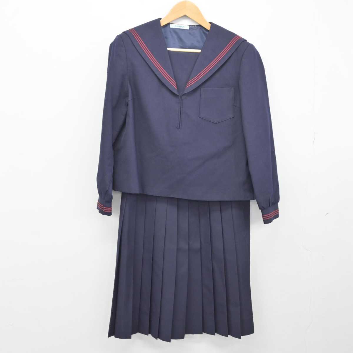 【中古】長崎県 長崎大学教育学部付属中学校 女子制服 2点（セーラー服・スカート）sf032578